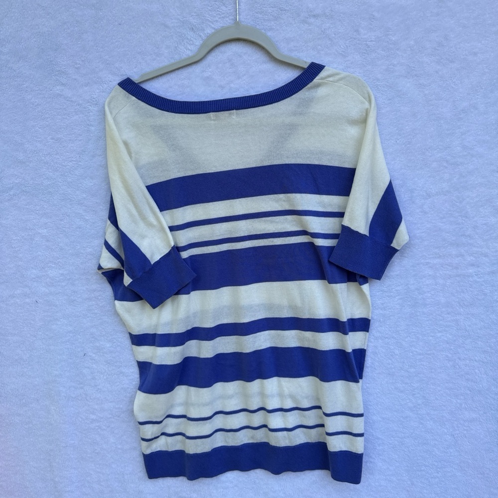 GAP Blue and White Striped Top - Picture 4 of 9